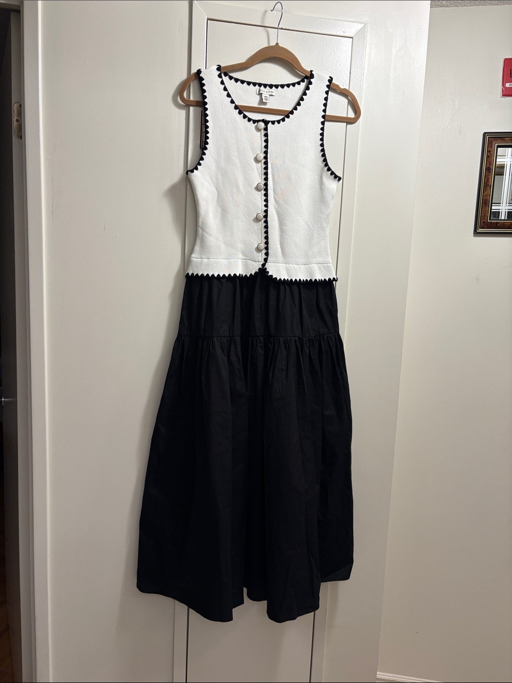Moon River  Black & White Sleeveless Dress with Decorative Trim. NWOT